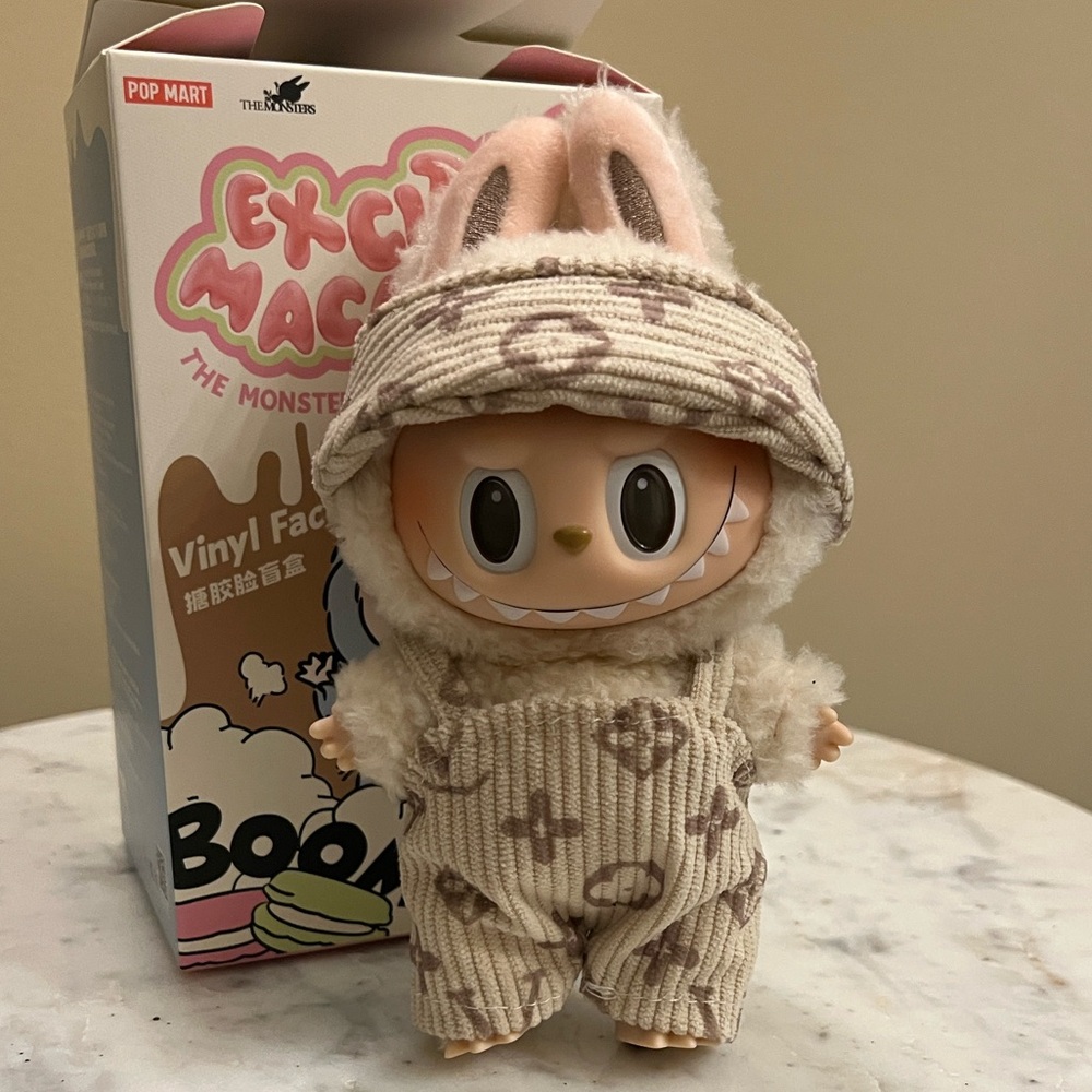 Fashionable and Cozy Designer Labubu Outfit - perfect for fall!